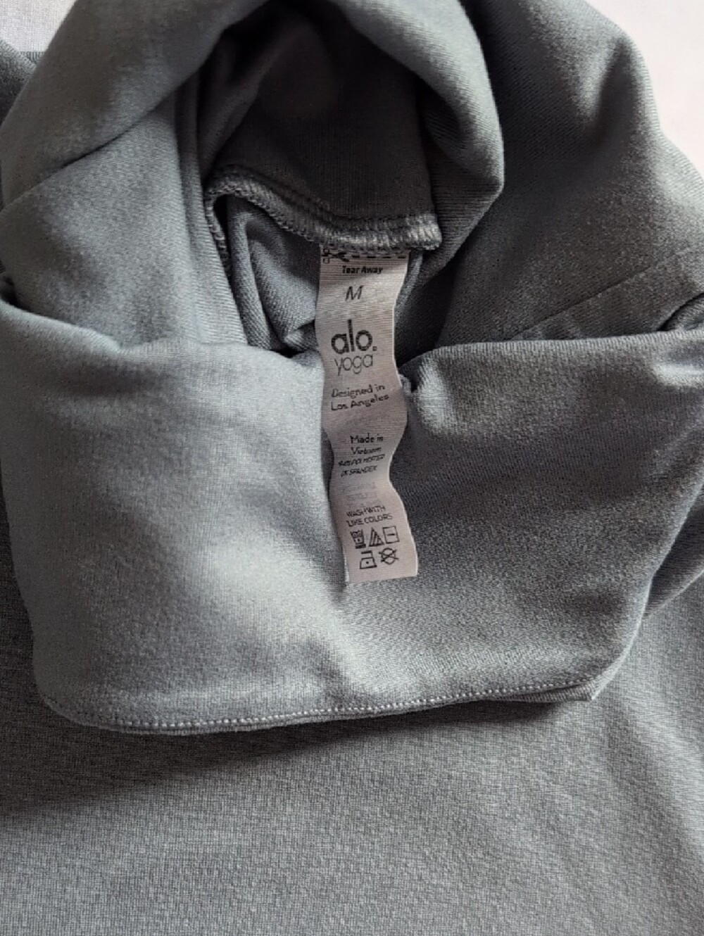 ALO Yoga Slate Gray Turtleneck - Picture 2 of 5